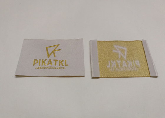 ซื้อ ป้ายทอส่วนบุคคลเย็บแท็กวัสดุเส้นด้ายโพลีเอสเตอร์ / ฝ้ายสำหรับเสื้อผ้า online manufacture