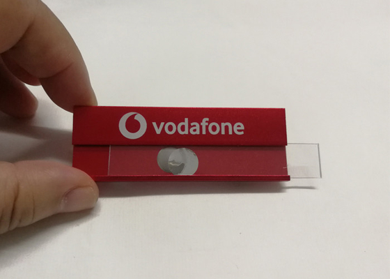 ราคาดี อลูมิเนียมสกัด แท็กชื่อตามสั่ง พร้อมโลโก้ Vodafone พิมพ์โลหะ แท็กชื่อสําหรับพนักงาน ออนไลน์